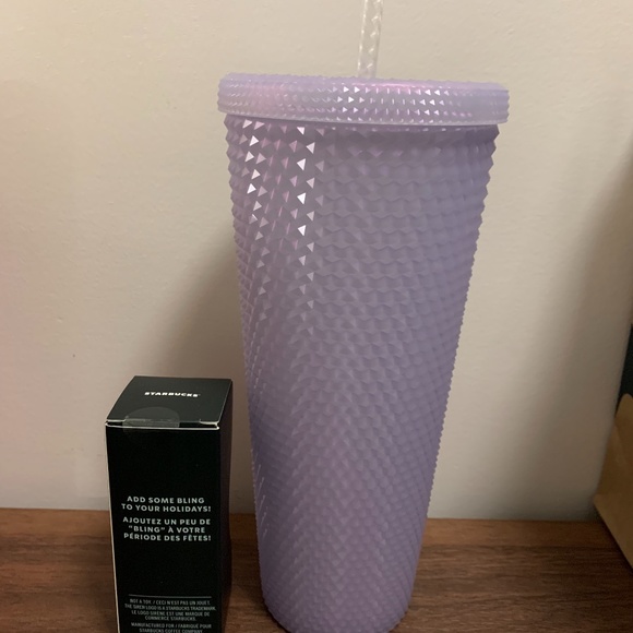 Starbucks Holiday 2021 Icy White Lilac Bling Studded Cold Cup & Keychain set - Picture 2 of 3